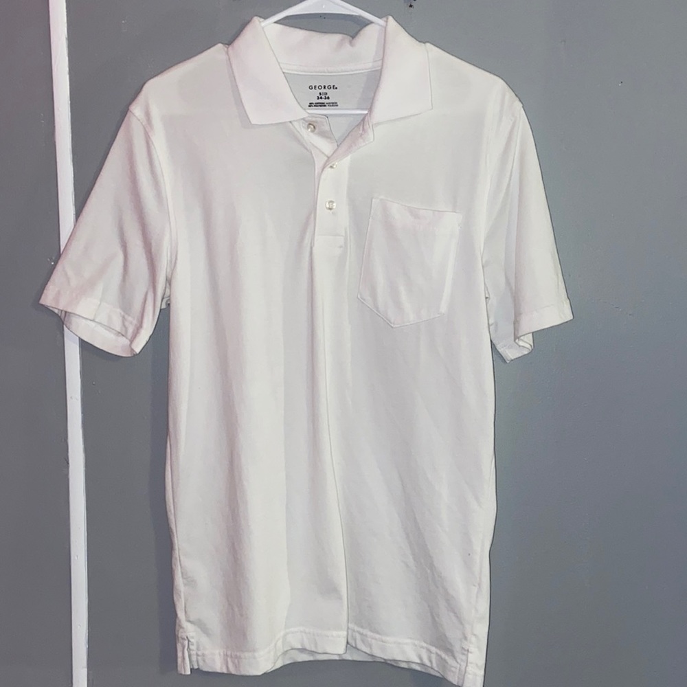Men’s white collared shirt